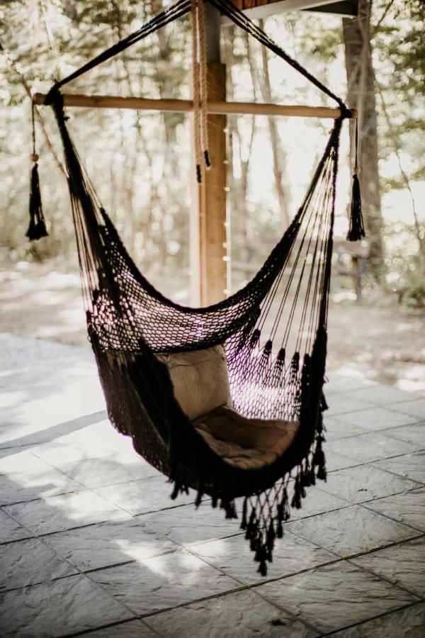 Glamping The Teepee Hotel Mombeltran Exterior photo